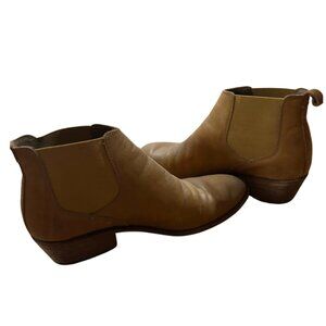 Frye Boots Carson Chelsea Women Size 9 Brown Cognac Leather Western Bootie